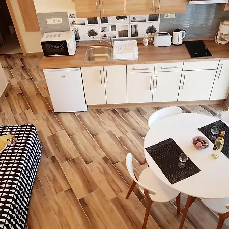 Apartment Silver *